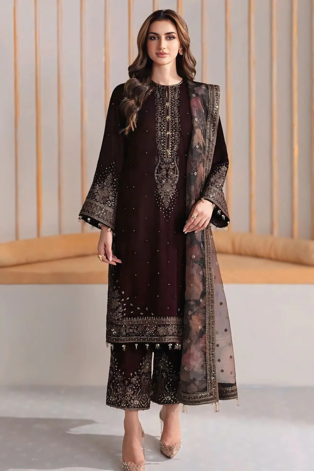 BQ-1015 3PC Embroidered Velvet Suit with Printed Organza Dupatta by ZARTHREAD – Front View