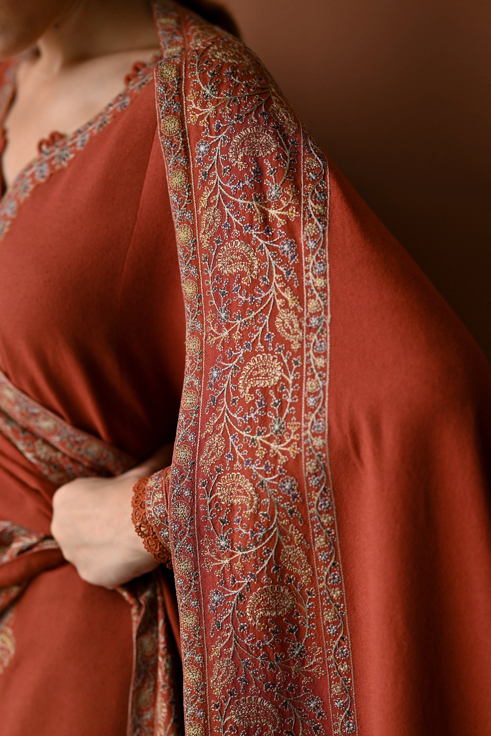 Batik 3PC Dhanak Embroidered Suit 679 by ZARTHREAD – Front View